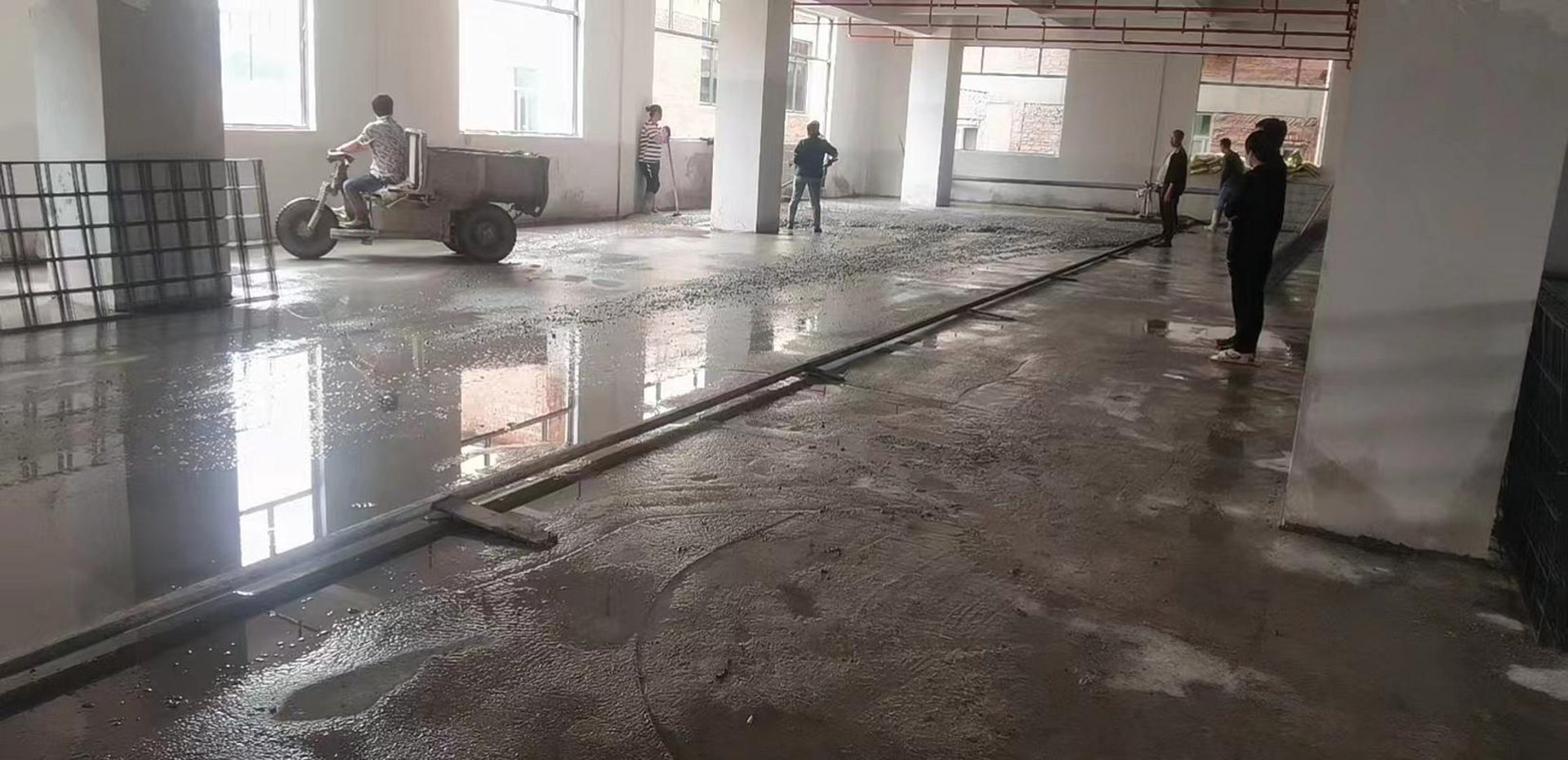 瑞源金刚砂地坪